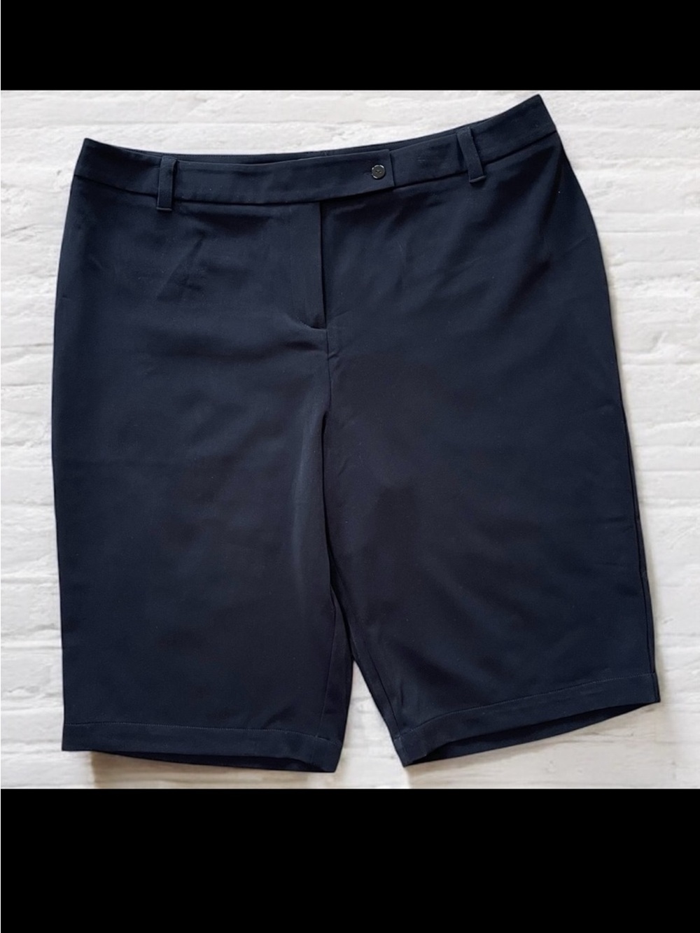 Chico's Additions Black Bermuda Dress Shorts Sz 2 (L/12) Business Casual